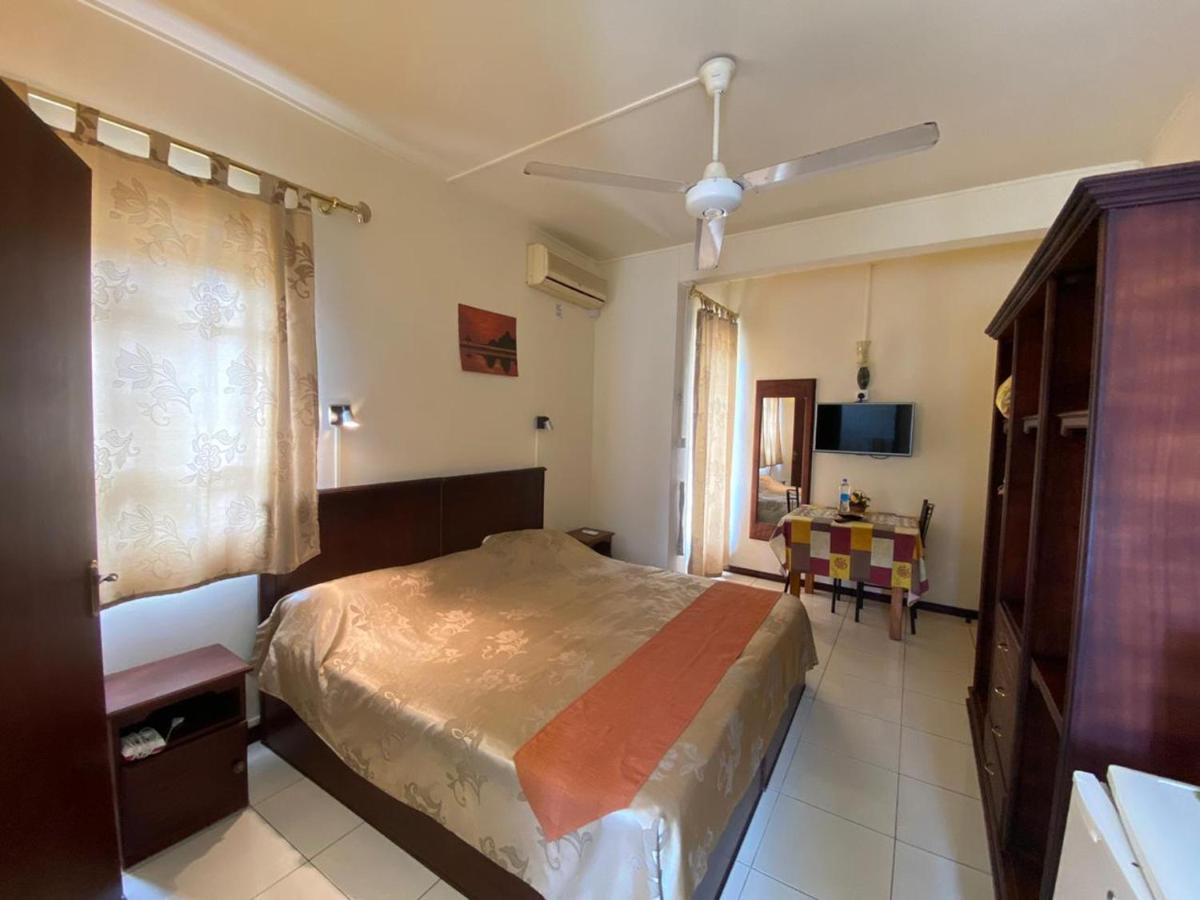 Monalysa Holidays Grand Baie Bagian luar foto