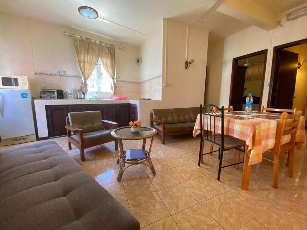 Monalysa Holidays Grand Baie Bagian luar foto