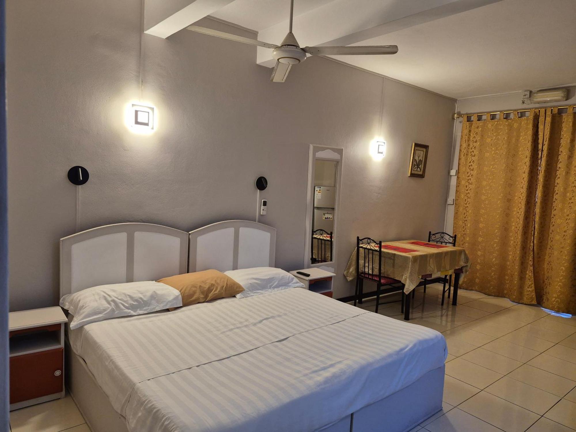 Monalysa Holidays Grand Baie Bagian luar foto