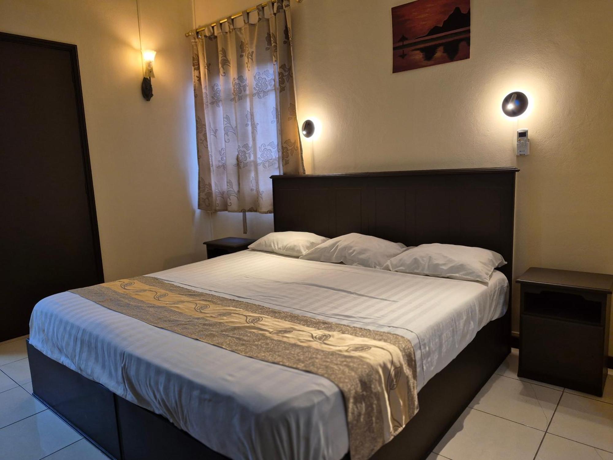 Monalysa Holidays Grand Baie Bagian luar foto